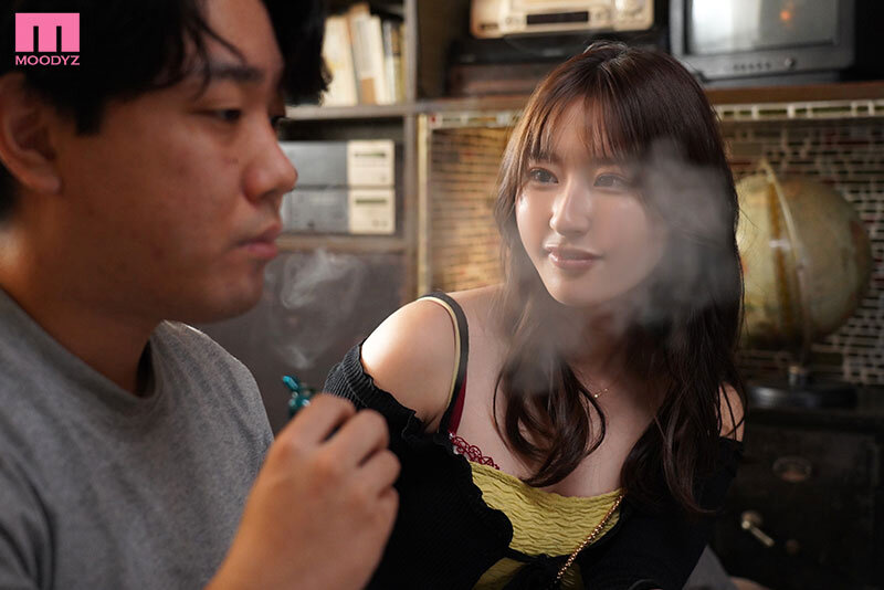 彼氏にもらった媚薬を幼馴染に試してもらう