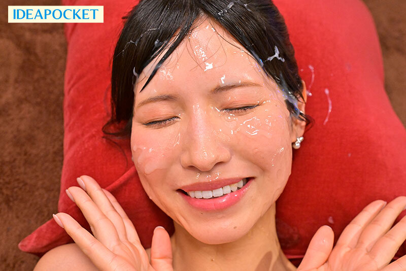 初めての大量ぶっかけ解禁で顔がドロドロに